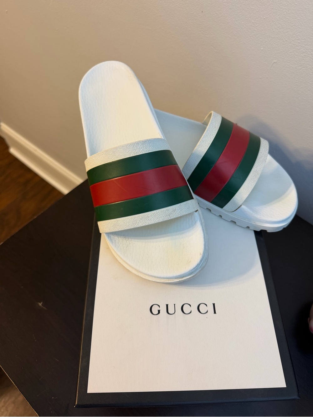 Gucci White Slides with Signature Red & Green Web Stripe - Picture 2 of 4
